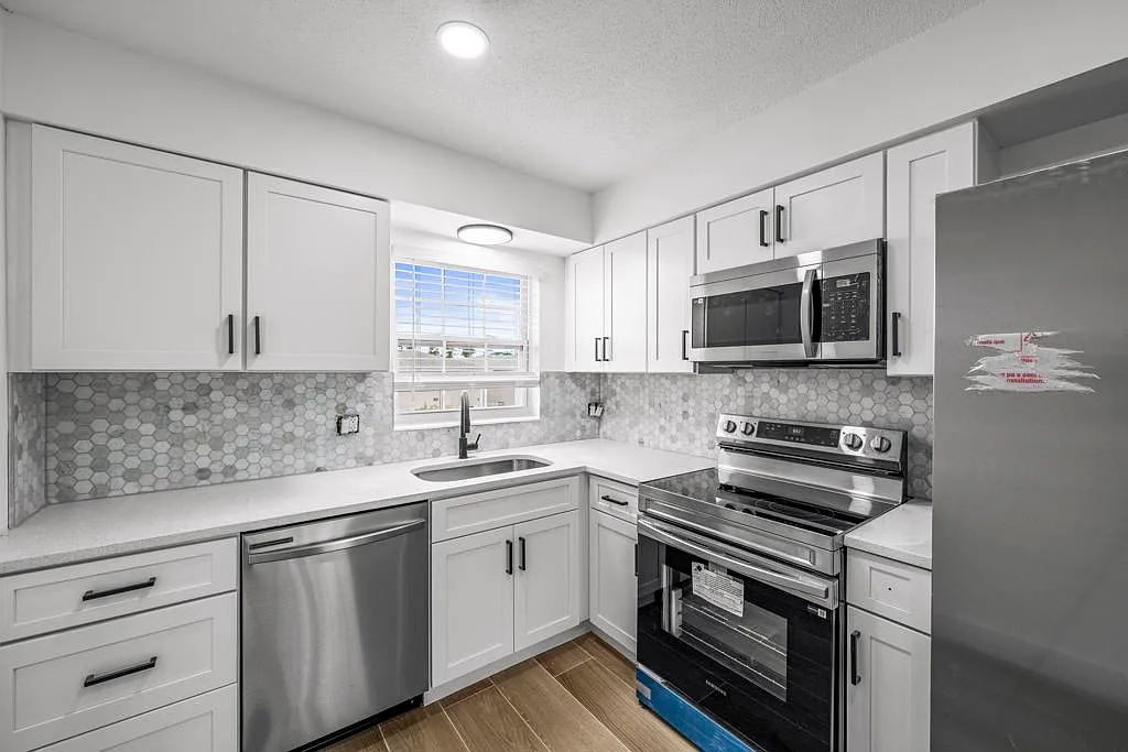 Charming 2-Bedroom Unit in Mount Dora, Florida — Photo 1