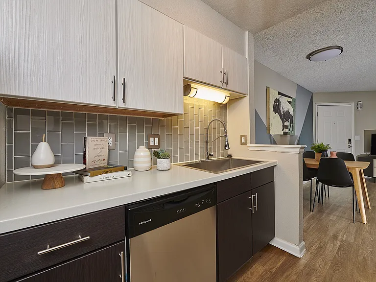 Village Creek Apartments — Photo 10