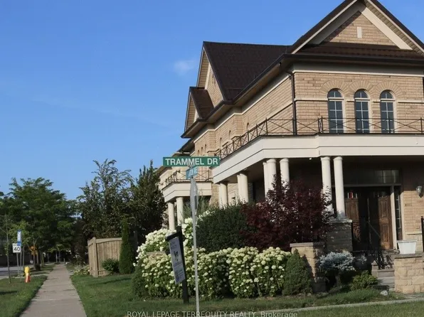 131 Trammel Dr, Vaughan, ON