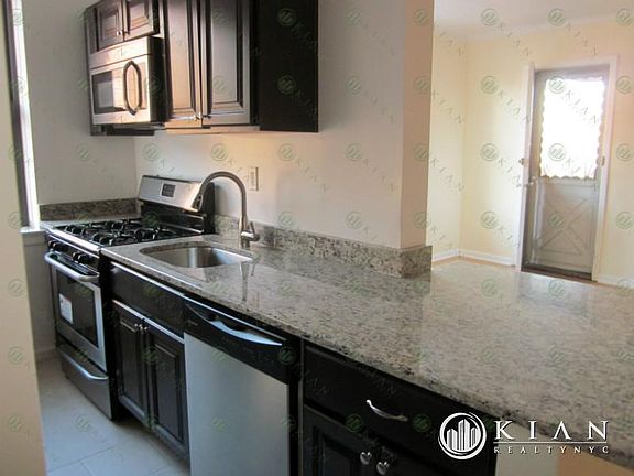5th image of 6509 99th St APT 4H