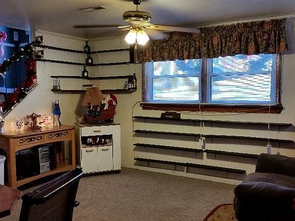 4th image of 1110 Ashley Dr