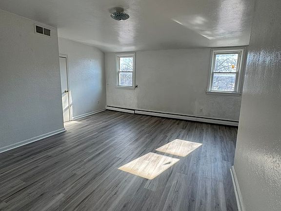 4th image of 6266 S Dixie Hwy APT 3
