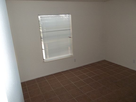 5th image of 6201 La Palma Pkwy