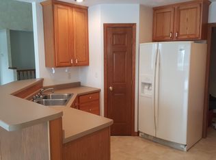 607 Kramer Ln, Kimberly, WI 54136