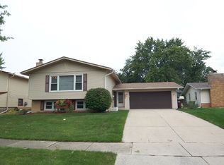 6260 Boca Rio Dr, Oak Forest, IL 60452