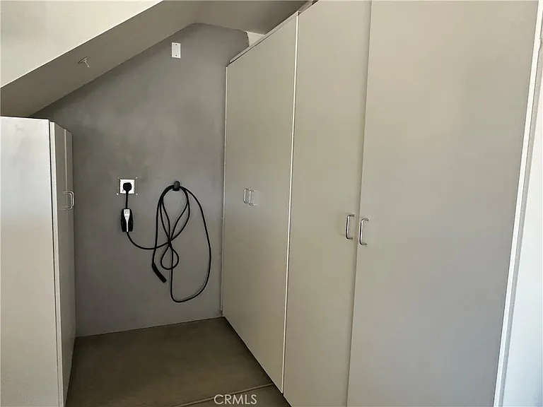 106 Eureka Pl — Photo 32