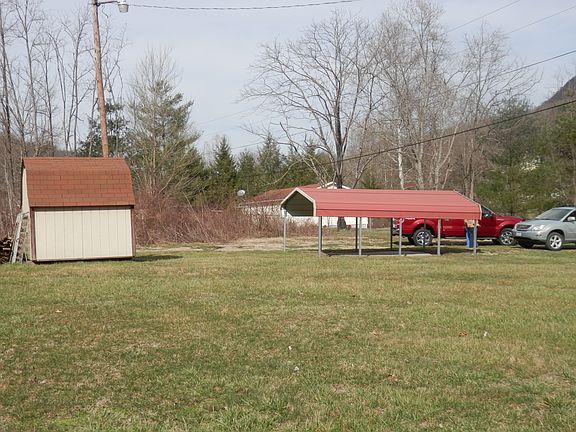 Utility Bldg and Carport