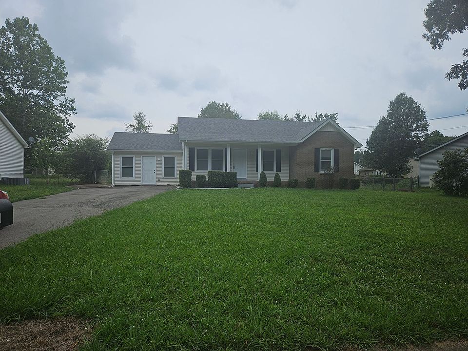 2nd image of 220 Bob White Dr