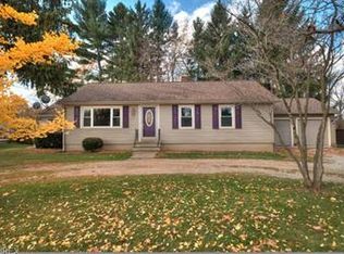 6920 Som Center Rd, Solon, OH 44139