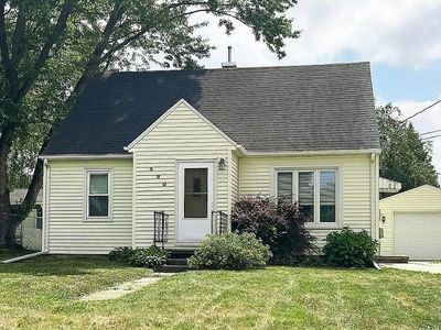 320 Eldora Rd, Hudson, IA, 50643