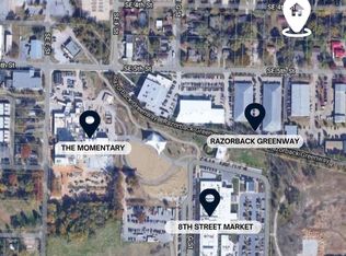 1002 SE 4th St, Bentonville, AR 72712