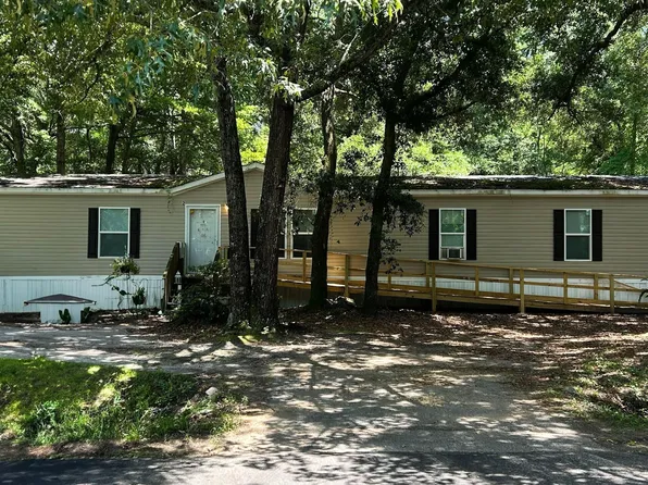 2 Craig Ln, Beaufort, SC 29906