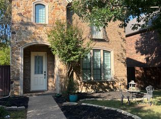 241 Carrington Ln, Lewisville, TX 75067