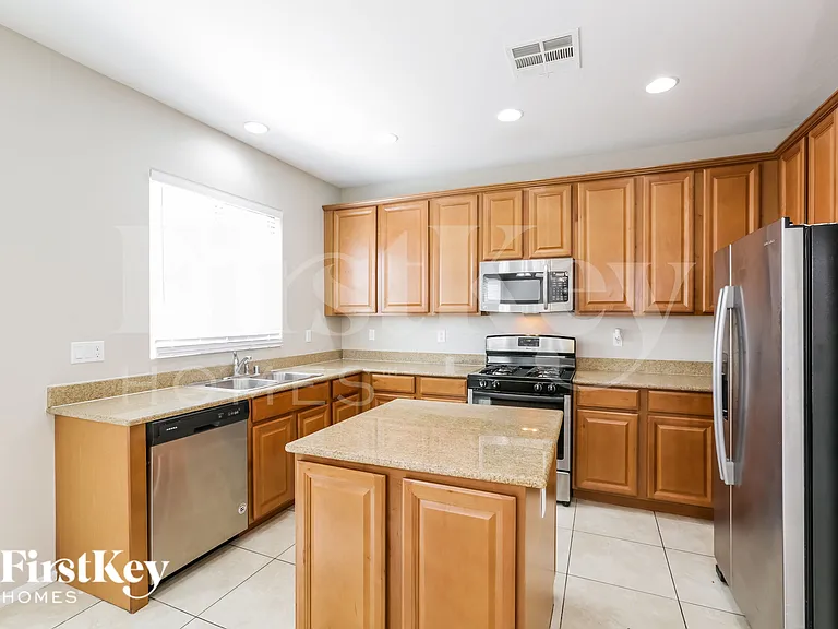 677 Calamus Palm Pl — Photo 5