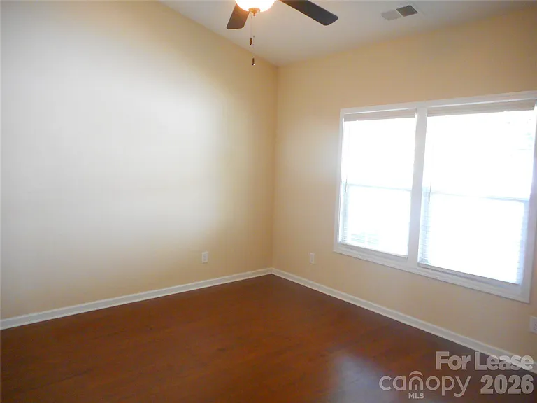 418 Windsor Gate Dr — Photo 10