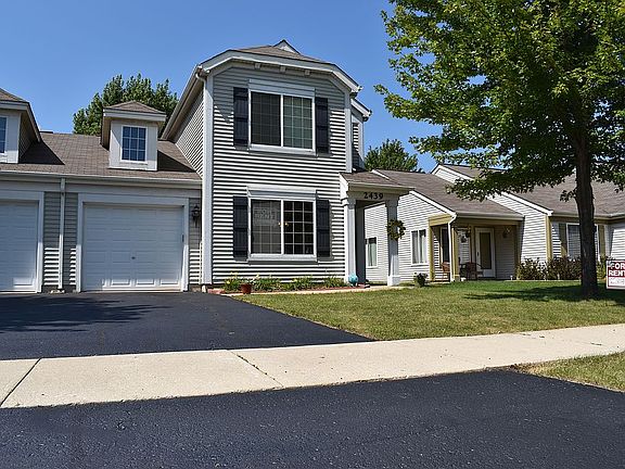 2nd image of 2439 Mayfield Dr