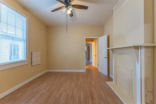 2 bed, 1.0 bath, 766 sqft, $1,250 — Photo 3