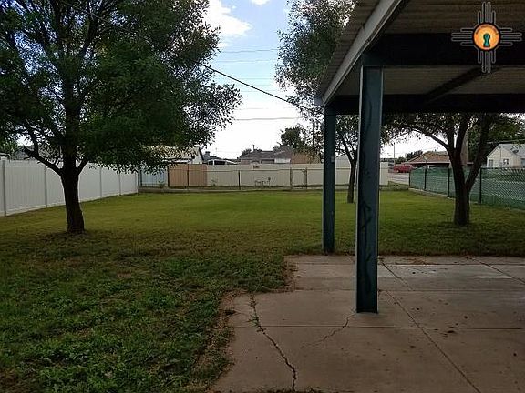 2nd image of 1211 W Chisum Ave