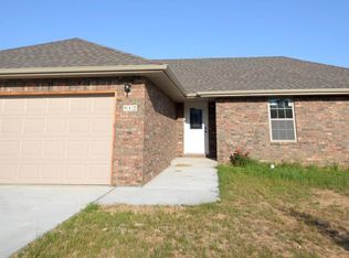 512 John St, Billings, MO 65610