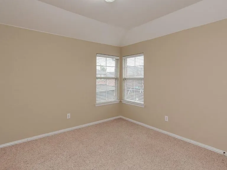 2471 Loch Haven Ct — Photo 27