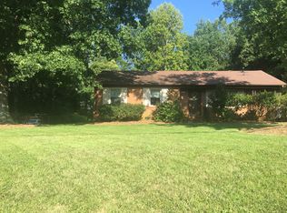 734 Twin Oaks Rd, Davidson, NC 28036