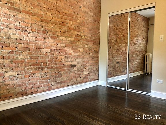 3rd image of 925 W Schubert Ave APT 2A