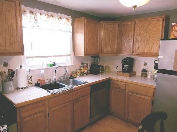 4th image of 226 Arthur Ave