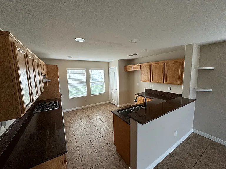 Langley Ct — Photo 19