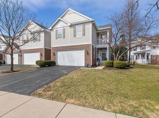 322 Larsdotter Ln, Geneva, IL 60134