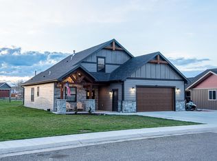 616 Heather Ln, Ranchester, WY 82839