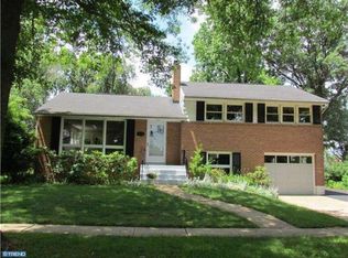 10 Vista Rd, Wyomissing, PA 19610