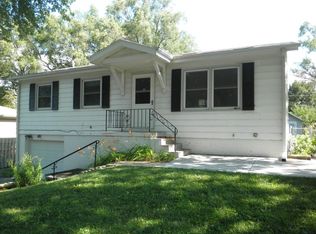 1207 W 16th Ave, Bellevue, NE 68005