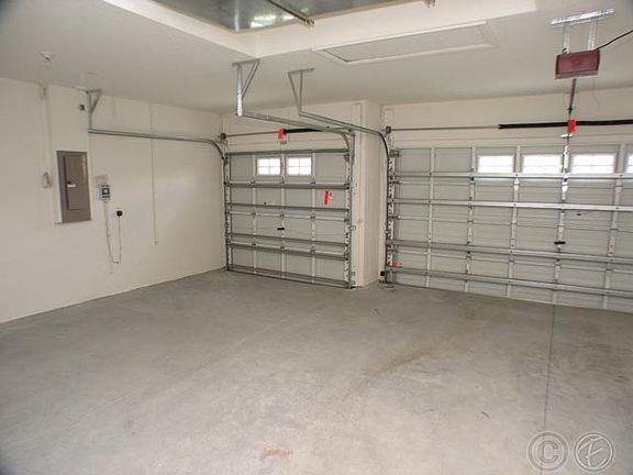 3-Car Garage