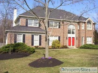 2001 Country Club Dr, Doylestown, PA 18901