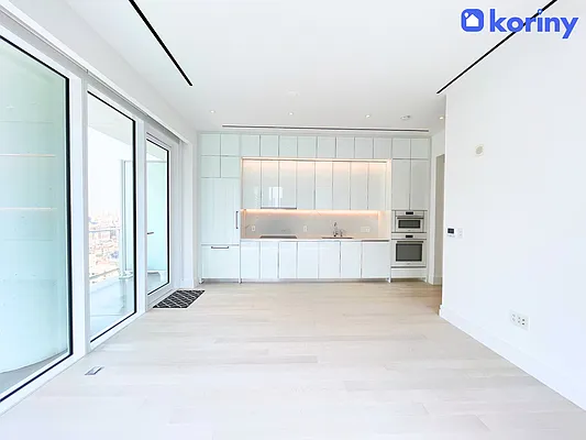 Rented by Koriny NYC LLC | media 13