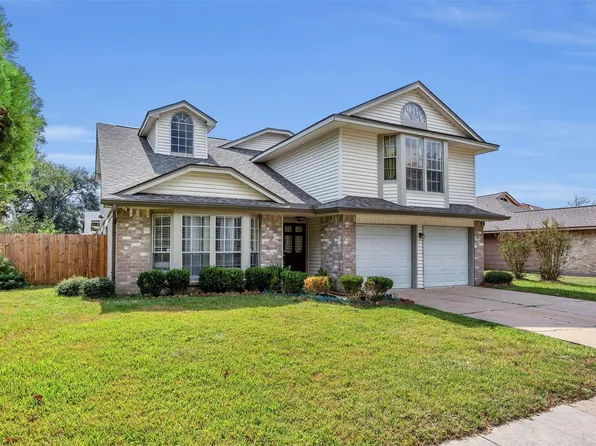 15619 Beechnut St, Houston, TX 77083