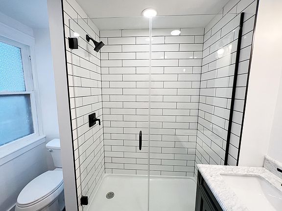 5th image of 11829 Clifton Blvd APT 3