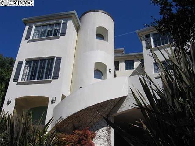 2nd image of 258 Alvarado Rd