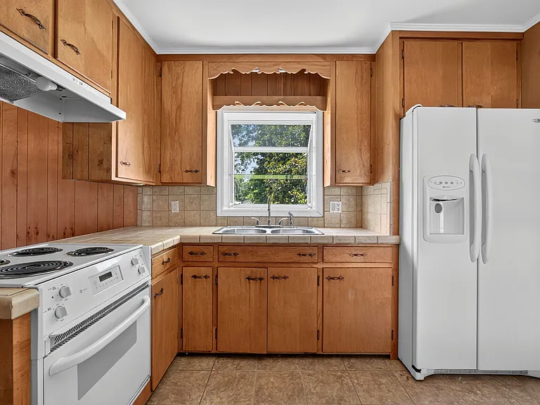 418 Polk St — Photo 11