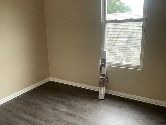 4th image of 8427 S Muskegon Ave #2