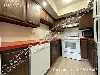 1560 S 20th St #7 — Photo 9