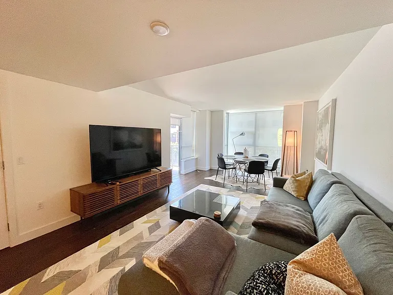 435 China Basin St #322 — Photo 8