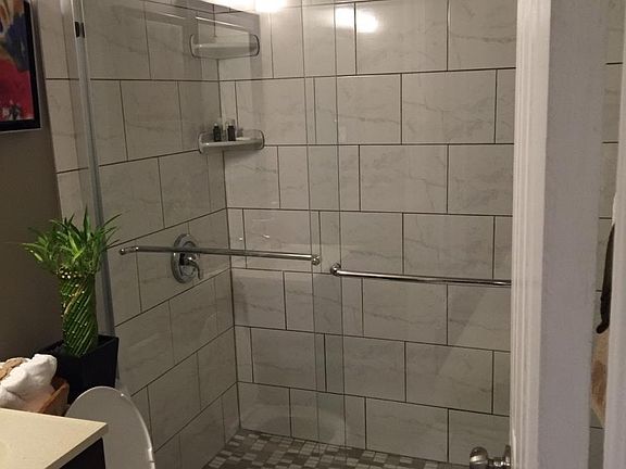 5th image of 5534 Burgundy Pl
