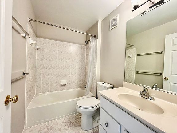 2nd image of 307 Prettyman Dr Unit 88