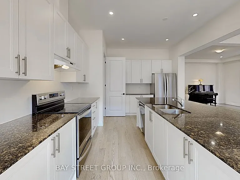 97 Halldorson Ave — Photo 6