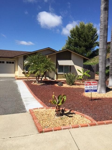 1st image of 1372 Temple Heights Dr