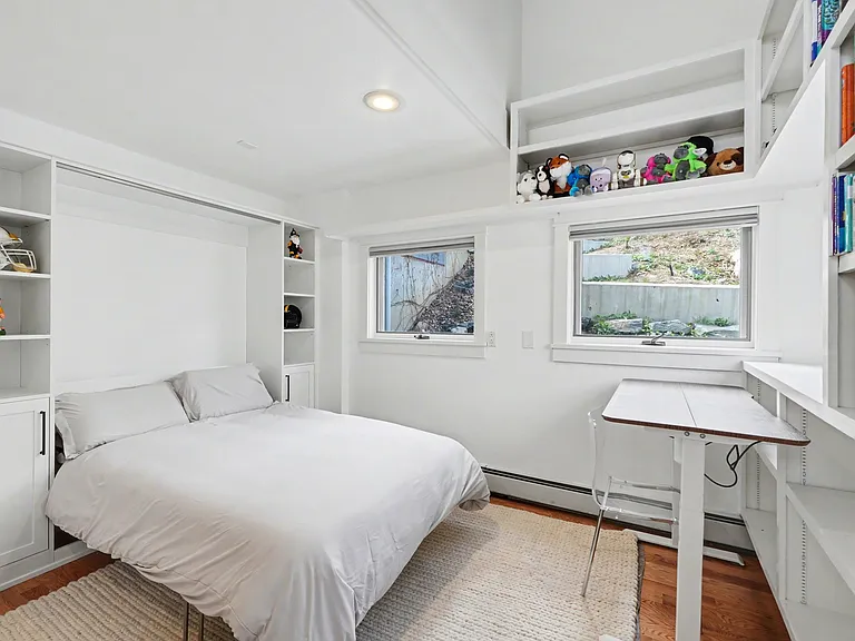 3021 3rd St — Photo 20