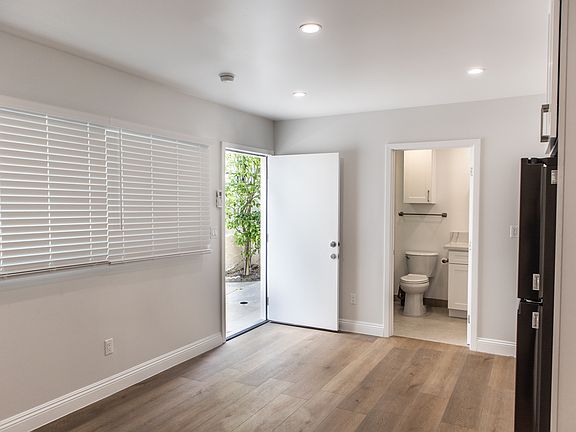 2nd image of 1449 Butler Ave APT 1A