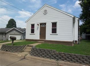 1323 19th St, Vienna, WV 26105