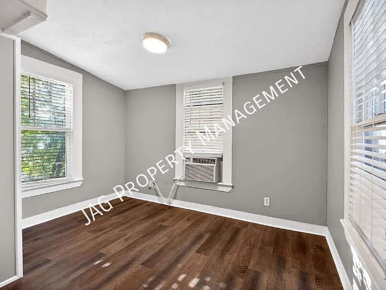 2512 Park St #3 — Photo 15